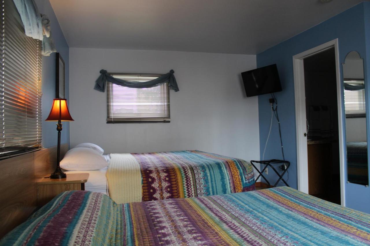 ויסקונסין דלס River Road Motel מראה חיצוני תמונה