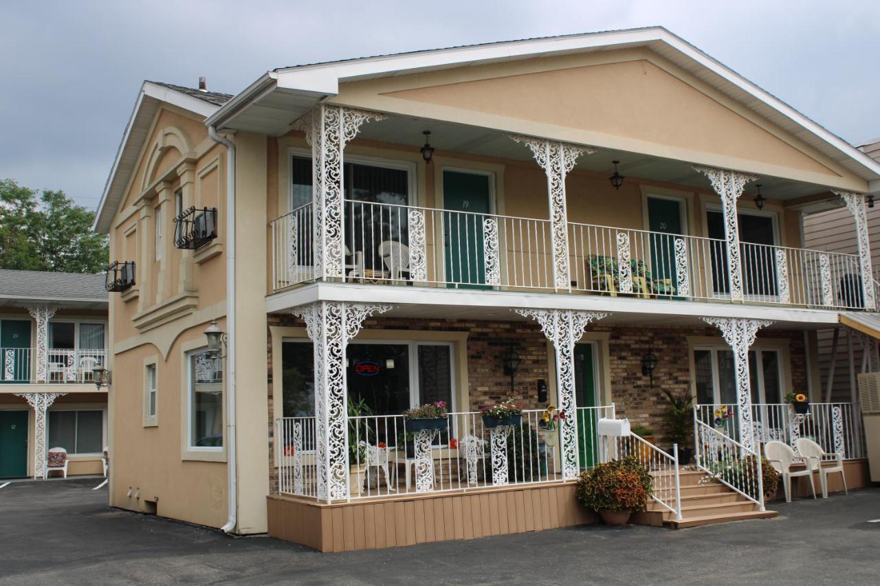ויסקונסין דלס River Road Motel מראה חיצוני תמונה