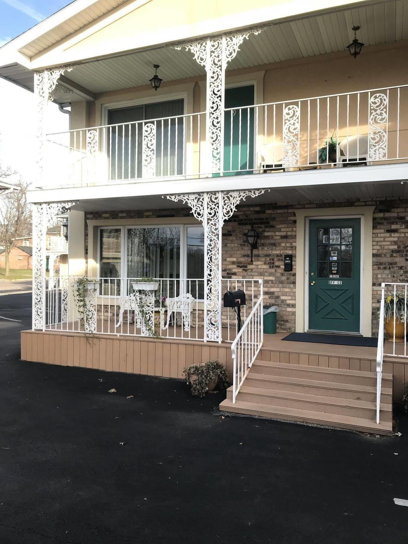 ויסקונסין דלס River Road Motel מראה חיצוני תמונה